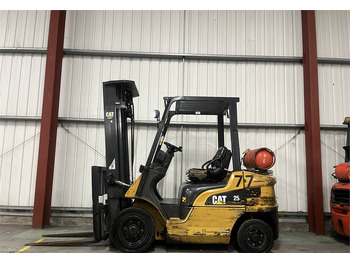 LPG forklift CATERPILLAR GP