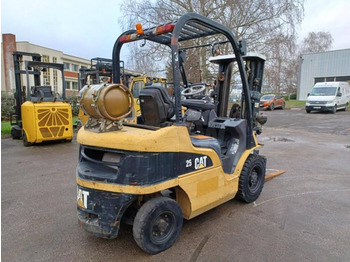 LPG forklift Caterpillar GP25N: picture 4