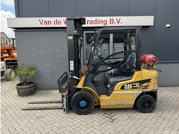 LPG forklift CATERPILLAR GP