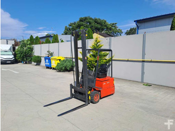 Electric forklift LINDE E12