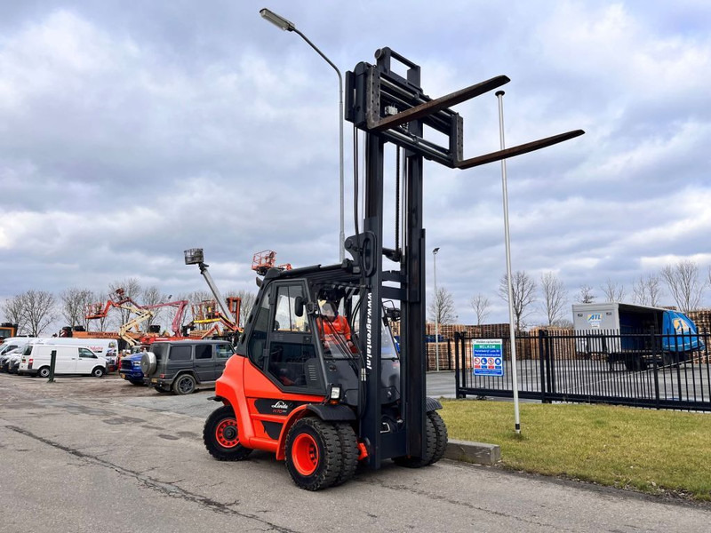 Diesel forklift Linde H70D-02: picture 9