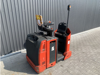 Tow tractor LINDE P30