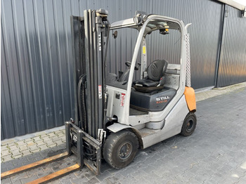 LPG forklift STILL RX70