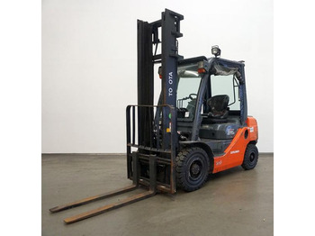 Diesel forklift Toyota 02-8FDF25: picture 1