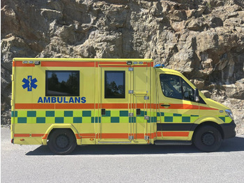 Ambulance MERCEDES-BENZ Sprinter 319