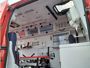 Ambulance Renault Master Ambulance car: picture 3