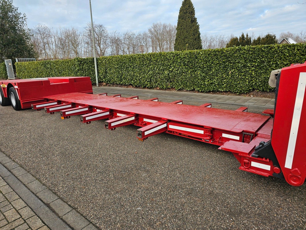 Low loader semi-trailer Doll T2H S3 Baggerbett Tieflader