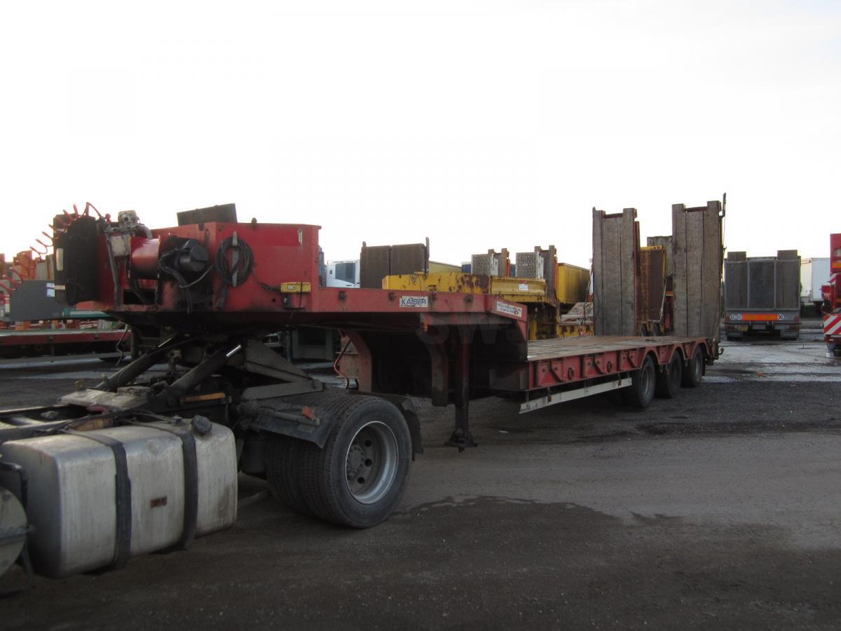 Low loader semi-trailer Kaiser