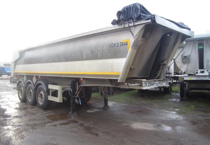 Tipper semi-trailer Benalu