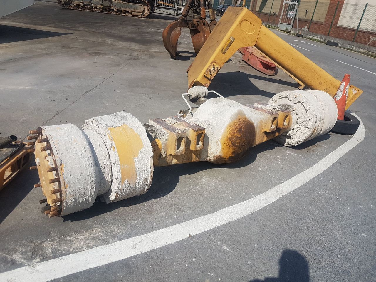 Axle and parts EJE DELANTERO CATERPILLAR 980FII