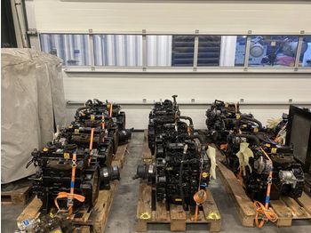 Yanmar 2TNE68-DM 9 kW / 13 PK cilinder diesel motor engine for sale at