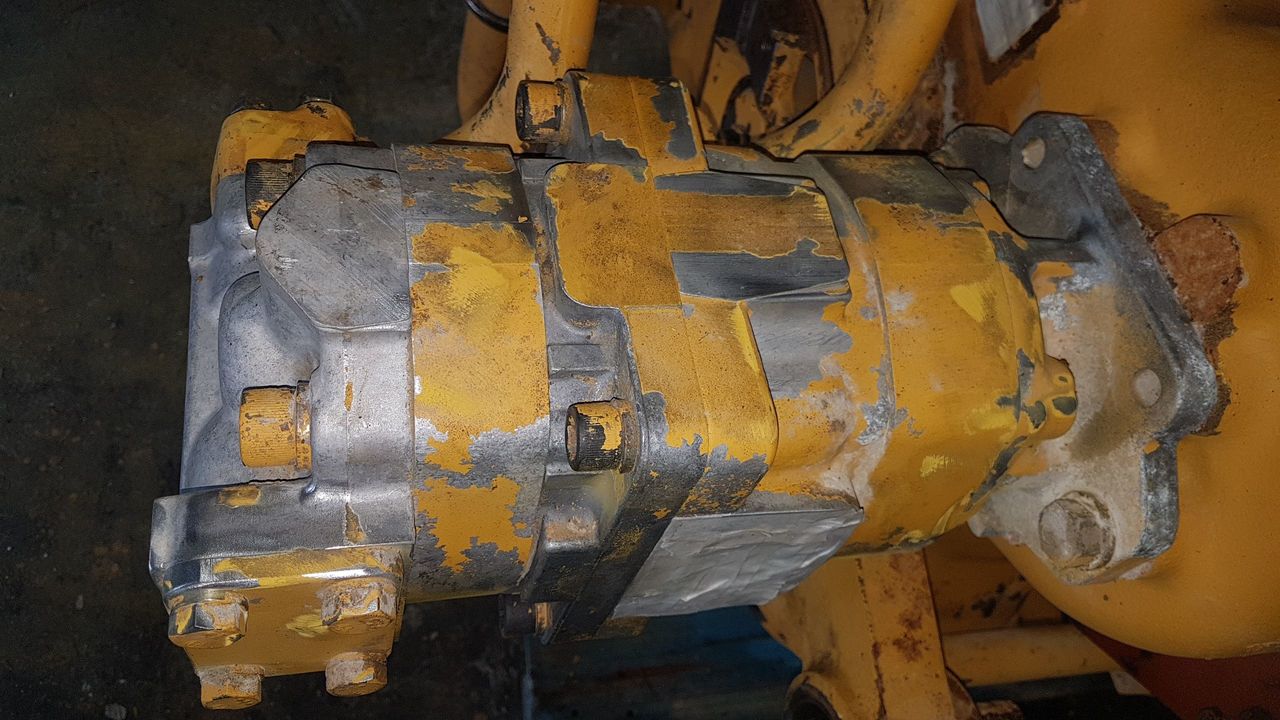 Hydraulic pump Bombas Komatsu HD325.5