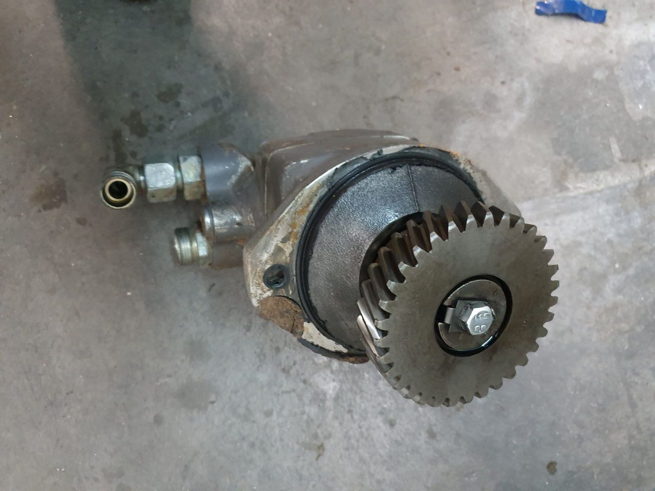 Hydraulic pump VOLVO EC340 P/N:9011147222