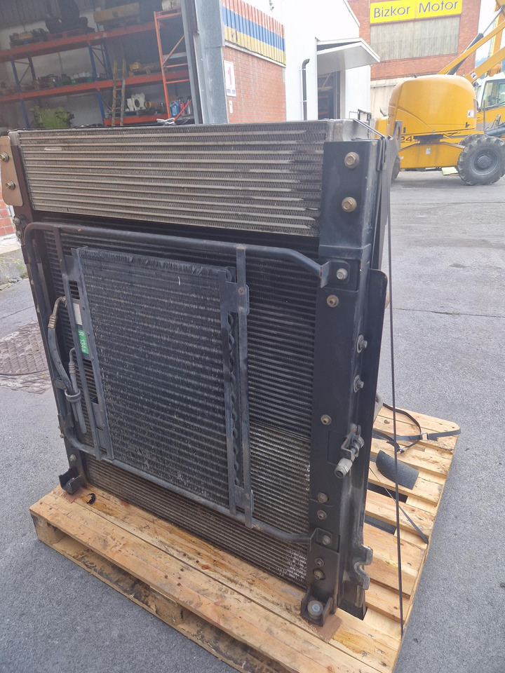 Radiator RADIADOR LIEBHERR R914B