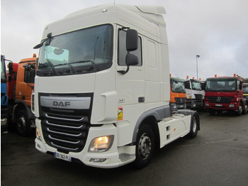 Tractor unit DAF XF105 460