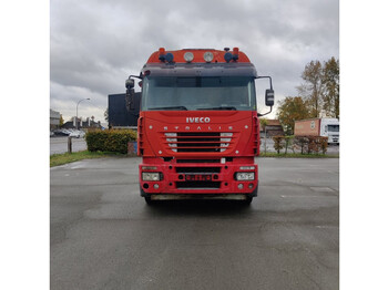 Iveco 480 - Tractor unit: picture 2