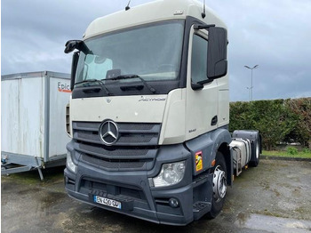 Tractor unit Mercedes Actros 1843