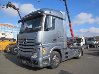 Tractor unit Mercedes Actros 1845