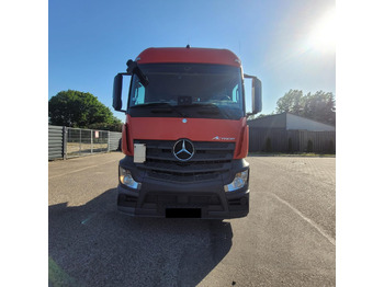 Tractor unit MERCEDES-BENZ Actros 1845