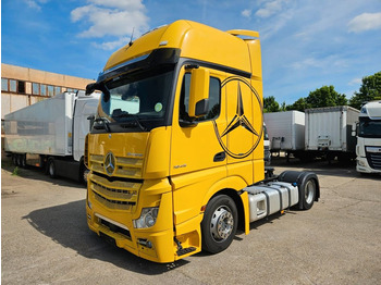 Tractor unit MERCEDES-BENZ Actros 1845