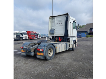 Renault Magnum 460 - Tractor unit: picture 3