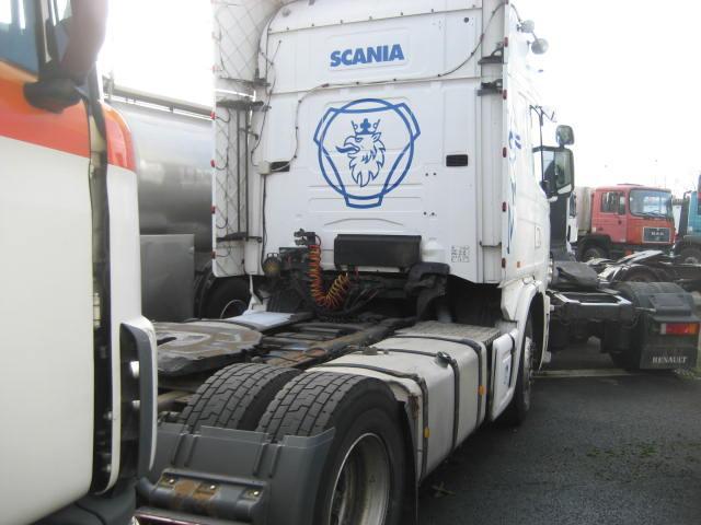 Tractor unit Scania L 124L420