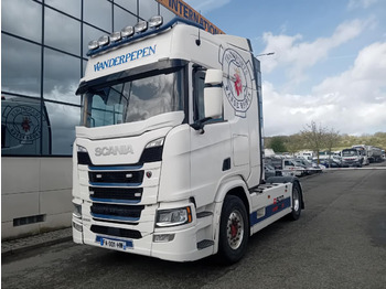 Tractor unit Scania R 500