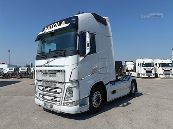 Tractor unit VOLVO FH 540