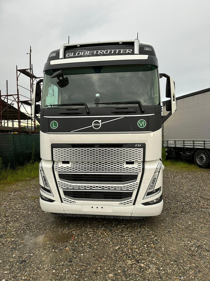 VOLVO FH4 SLEEPER CAB 4X2 TRACTEUR SOLO