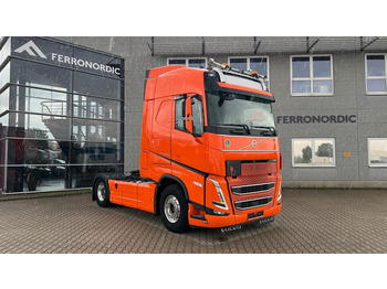 Tractor unit VOLVO FH 500