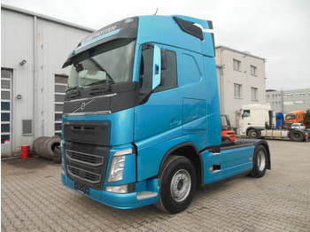 Tractor unit VOLVO FH13 540