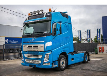 Tractor unit VOLVO FH 540