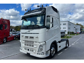 Tractor unit VOLVO FH 540