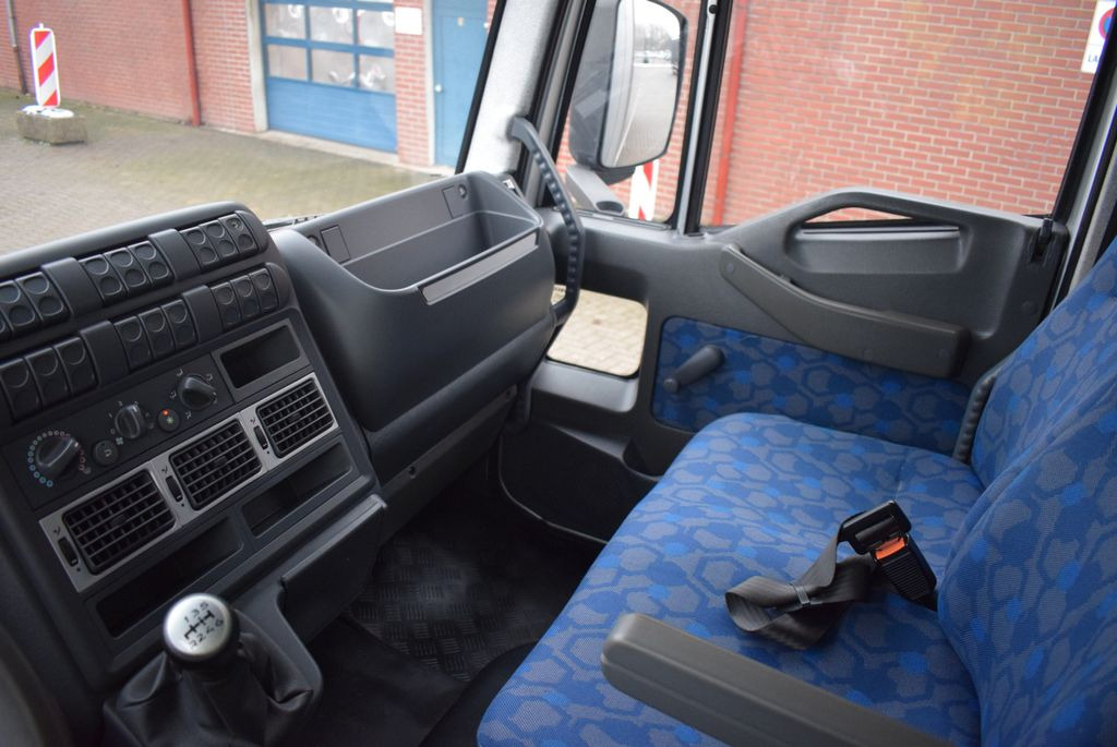 Box truck Iveco  Eurocargo 75E16 Möbelkoffer EURO5 Klima 1.Hand