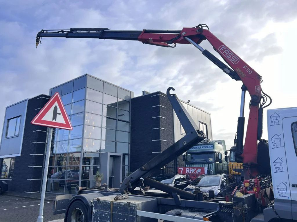 Crane truck Mercedes-Benz Atego 1923 + 2011 FASSI F110 + 2011 VDS HOOKLIFT