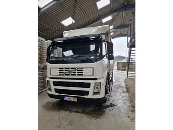 Curtainsider truck Volvo FM 12.340 6x2