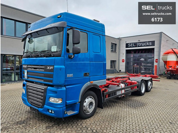 Container transporter/ Swap body truck DAF XF 105 460