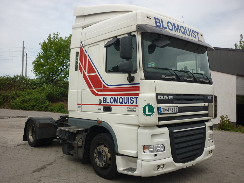 DAF low deck XF 105 truck from Slovakia for sale at Truck1, ID: 1106760