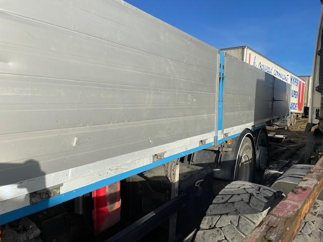 Dropside/ Flatbed truck Renault D wide 430