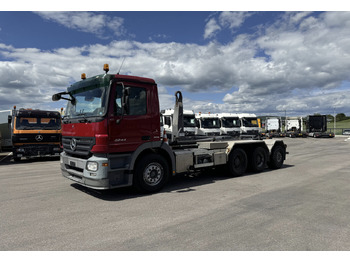 Hook lift truck  2006 Mercedes-Benz Actros 3244 8×4 NL hooklift