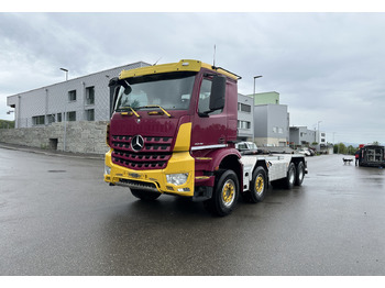 Hook lift truck  2017 Mercedes-Benz Arocs 3248 8×4 hooks