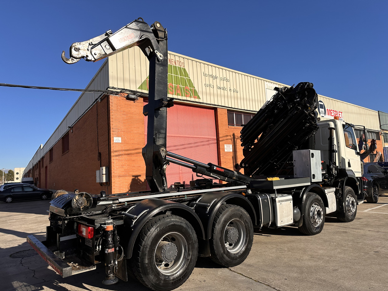 Hook lift truck DAF CF 410