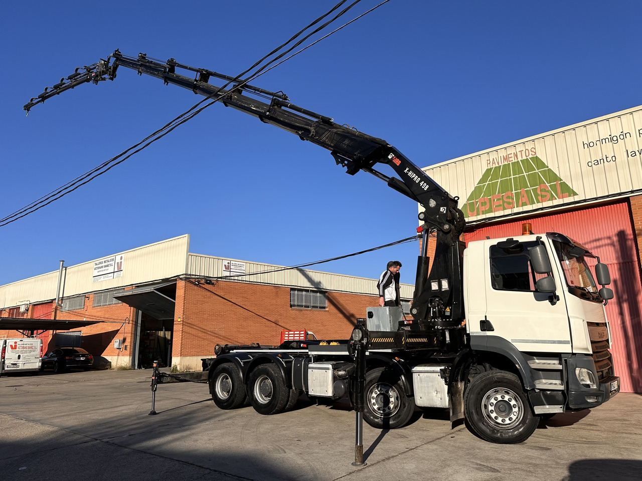 Hook lift truck DAF CF 410