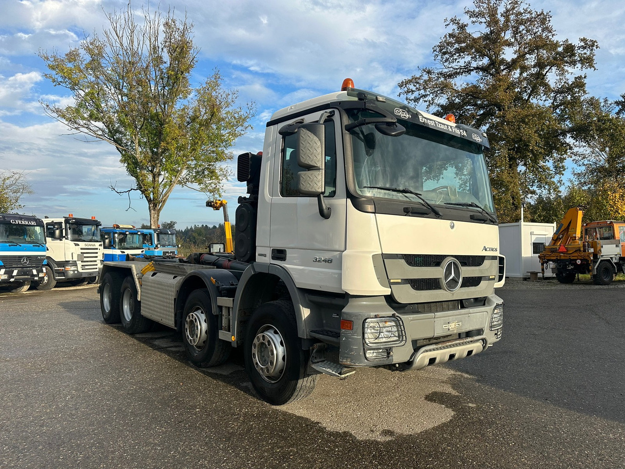 Hook lift truck MERCEDES-BENZ Actros 3248 8x4 Haken