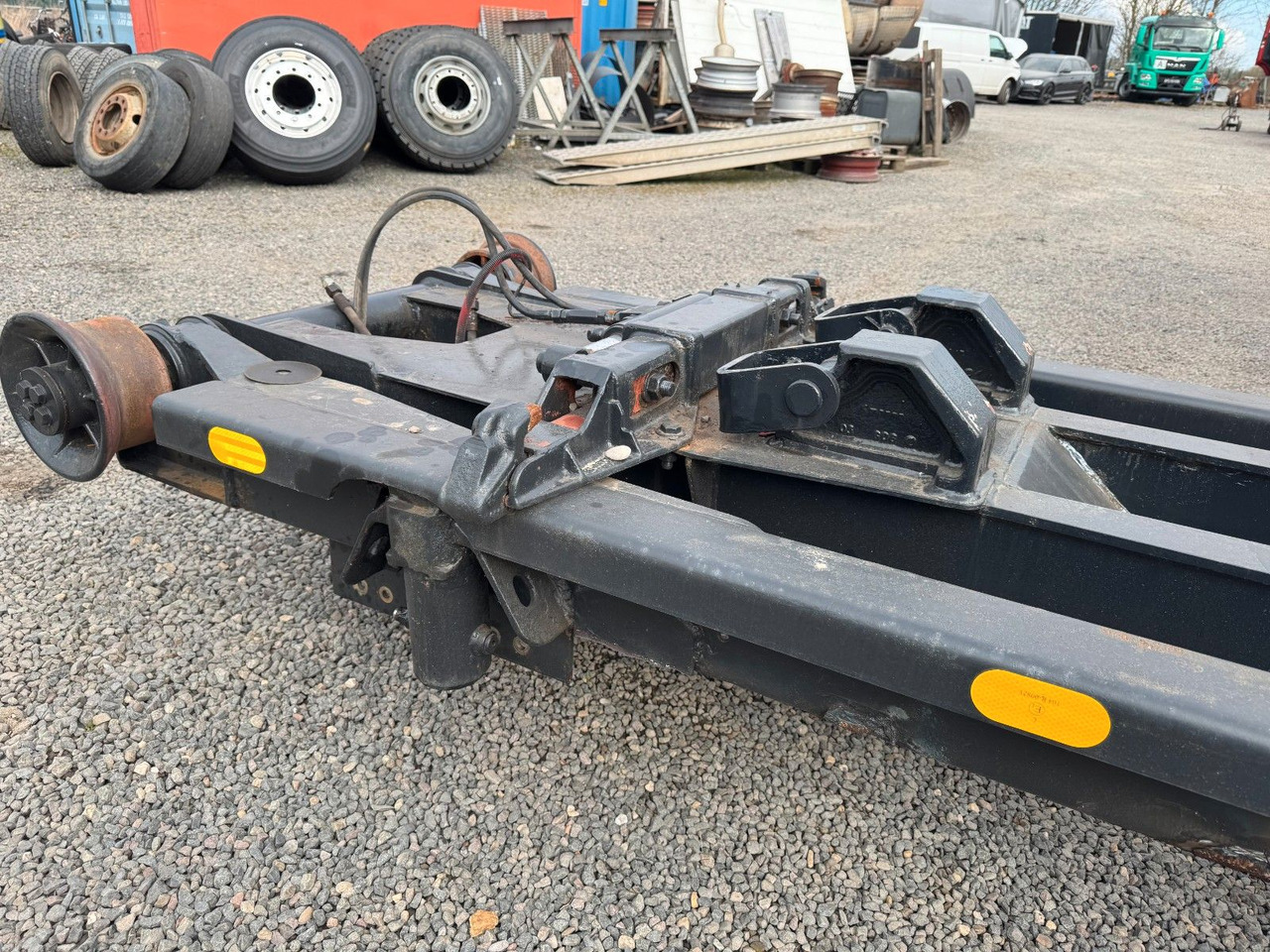Hook lift truck Marell Abrollkipperaufbau  3 Achser