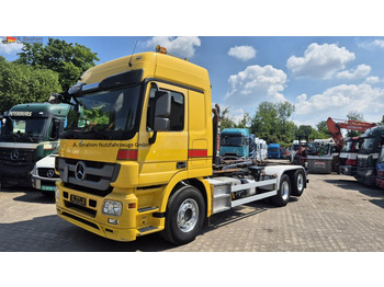 Hook lift truck Mercedes-Benz 2541L HIAB XS 21, Lenk-Liftachse Zustand normal