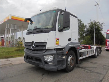 Hook lift truck Mercedes-Benz Actros 2643 6X2