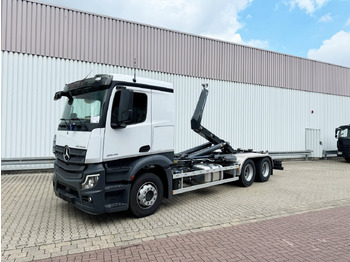 Hook lift truck Mercedes-Benz Actros 2645 L 6x4 Actros 2645 L 6x4, MultimediaCockpit, Motorabtrieb, Funk