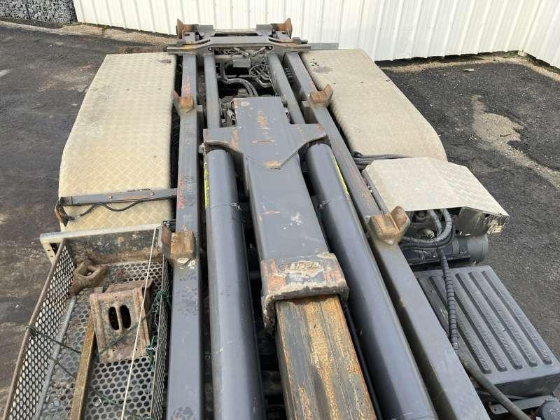 Hook lift truck Renault PREMIUM LANDER 370DXI