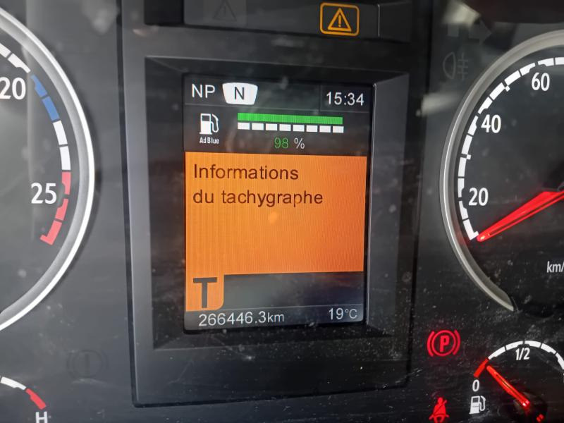 Hook lift truck Scania P 410